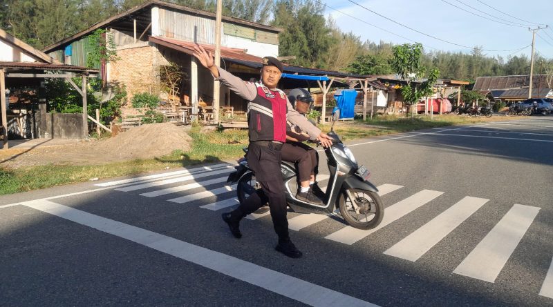 Sat Samapta Polres Aceh Jaya Laksanakan Strong Point untuk Wujudkan Kamseltibcarlantas