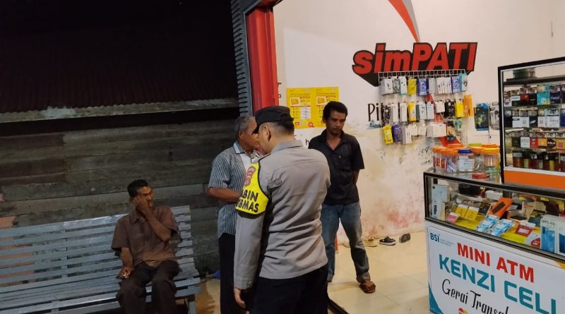 Personel Polsek Setia Bakti Intensifkan Patroli Harkamtibmas untuk Ciptakan Situasi Aman dan Kondusif